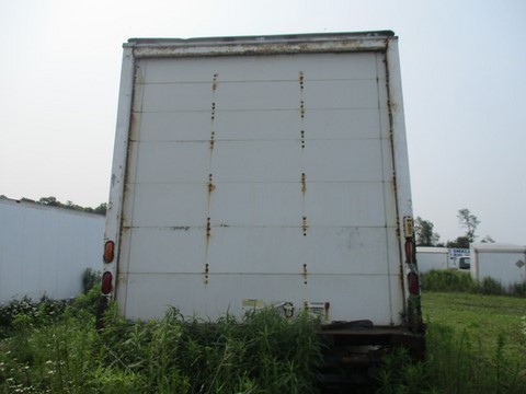 US Truck Bodies 24 ft. dry freight boxes, used truck, van and storage boxes to Cornwall, Dryden, Elliot Lake, Greater Sudbury, North Bay, Pembroke, Prince Edward County, Quinte West, Temiskaming Shores, Thorold, Timmins and Thunder Bay Ontario.  